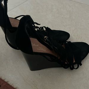 Robert Clergerie wedges